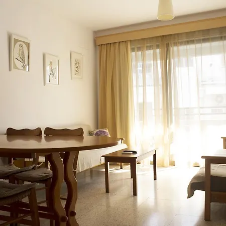 Elli City Center Λάρνακα