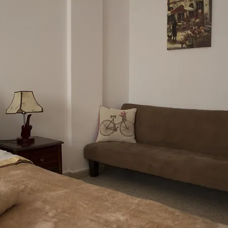 Elli City Center Apartamento *